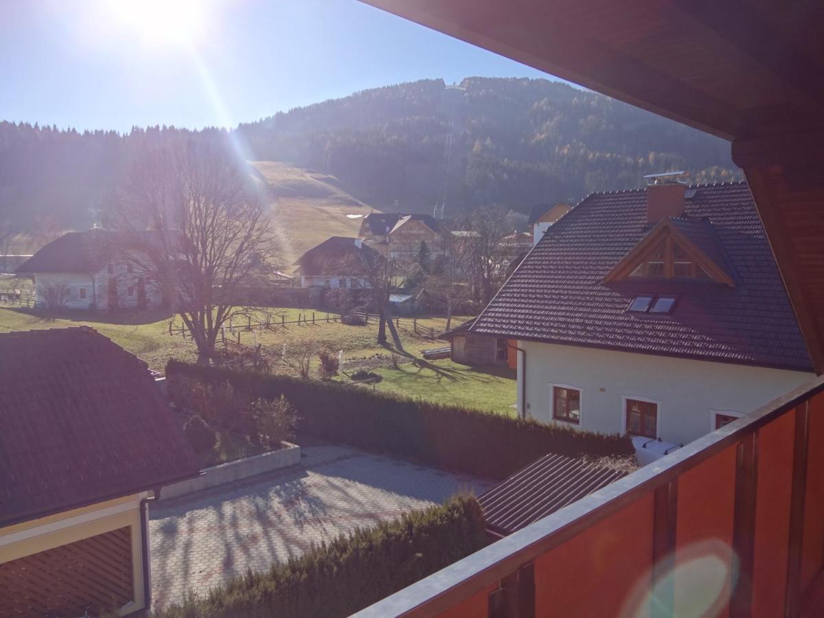 Haus Edelweiss Apartment Sankt Margarethen im Lungau Luaran gambar